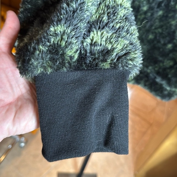 NWT LuLaRoe Nancy Half Zip Pullover SO SOFT Green Black Size Large - Picture 5 of 11